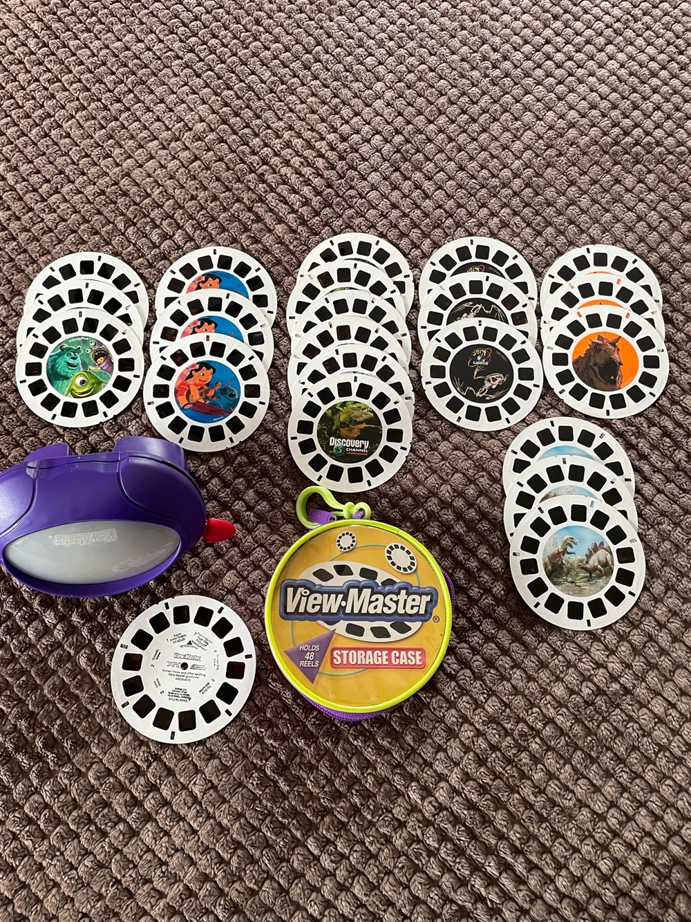 Vintage 1998 View Master with 21 Assorted Collectible Reels